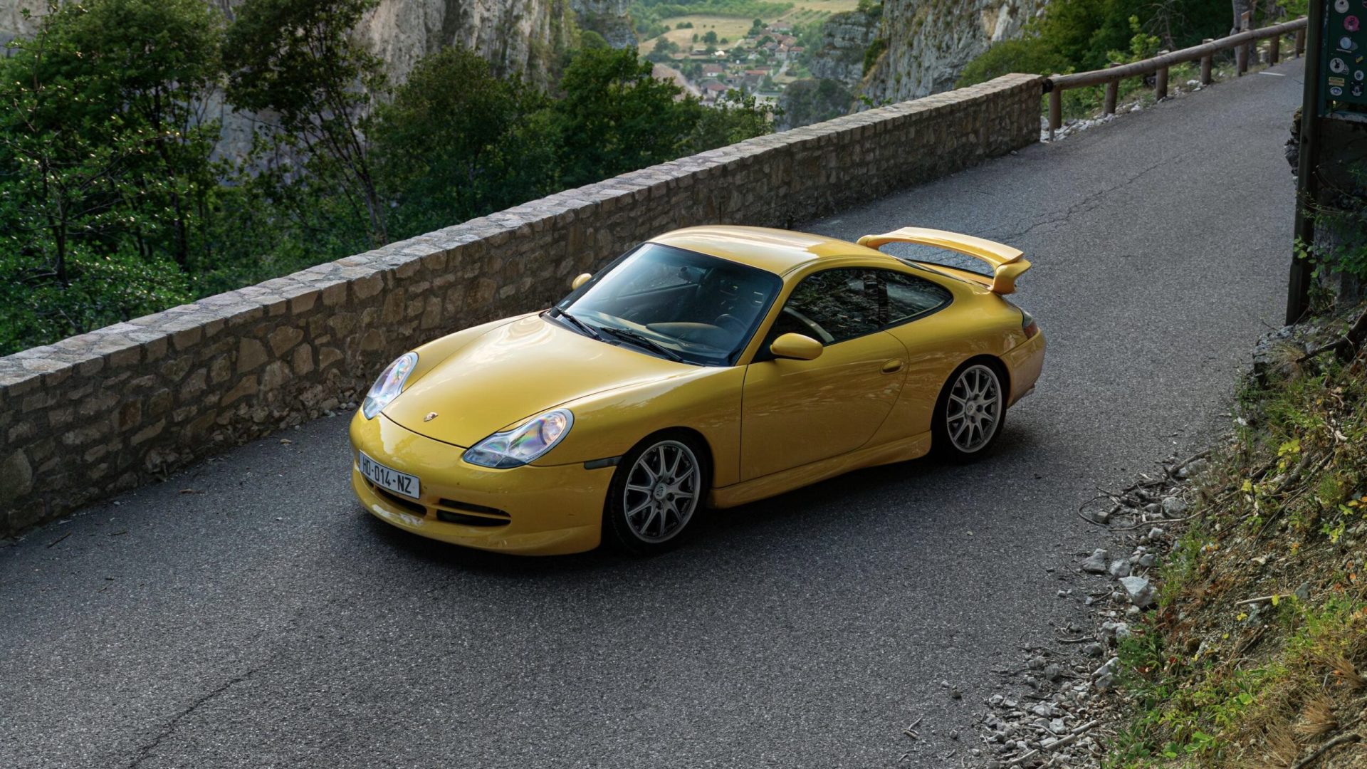 63b9ed0e-134c-4973-aec3-f6cd000094fb